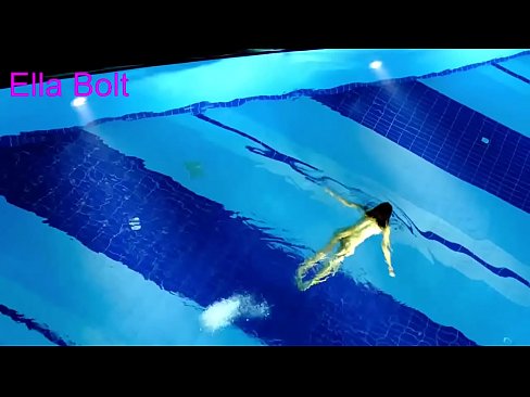 ❤️ Ich kann nicht aufhören zuzusehen, junge Blondine beim Nacktschwimmen im Pool des ELLA BOLT Resorts erwischt ❌ Fucking bei uns de.pornogroupp.ru
